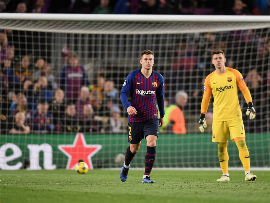 一名身价极 一名身价极