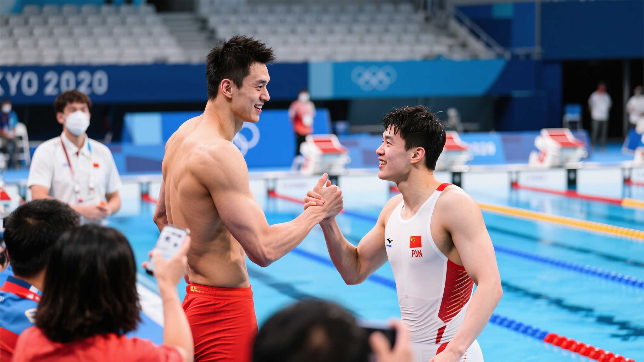 受制於當前 受制於當前