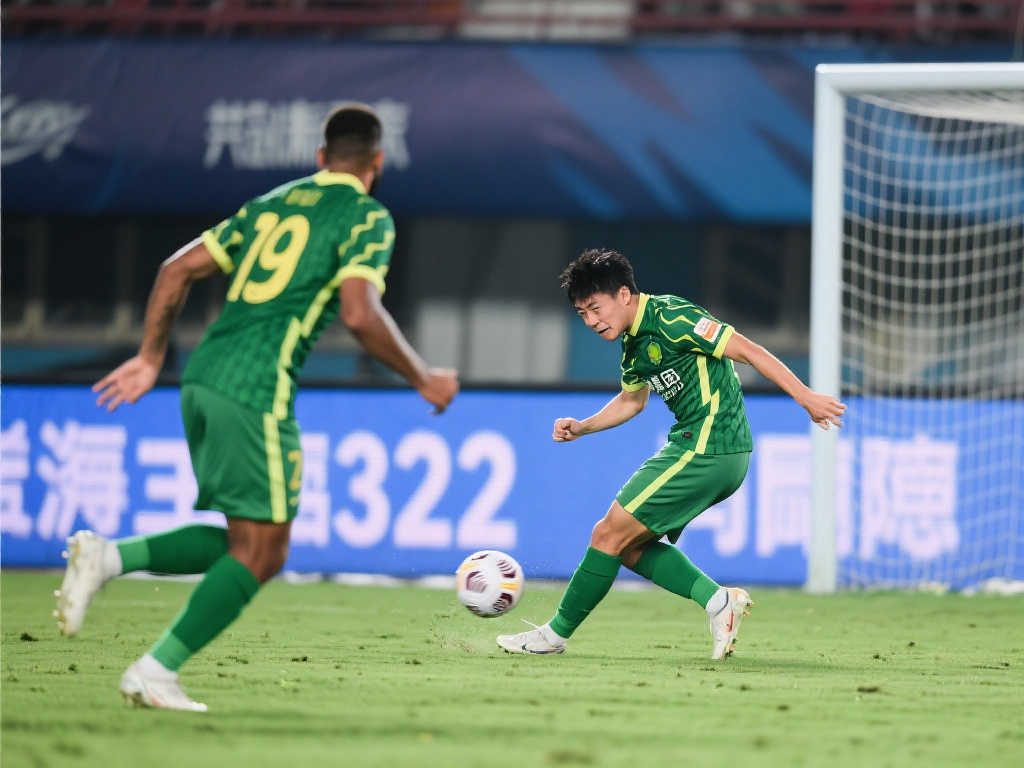 以及对足球 以及对足球